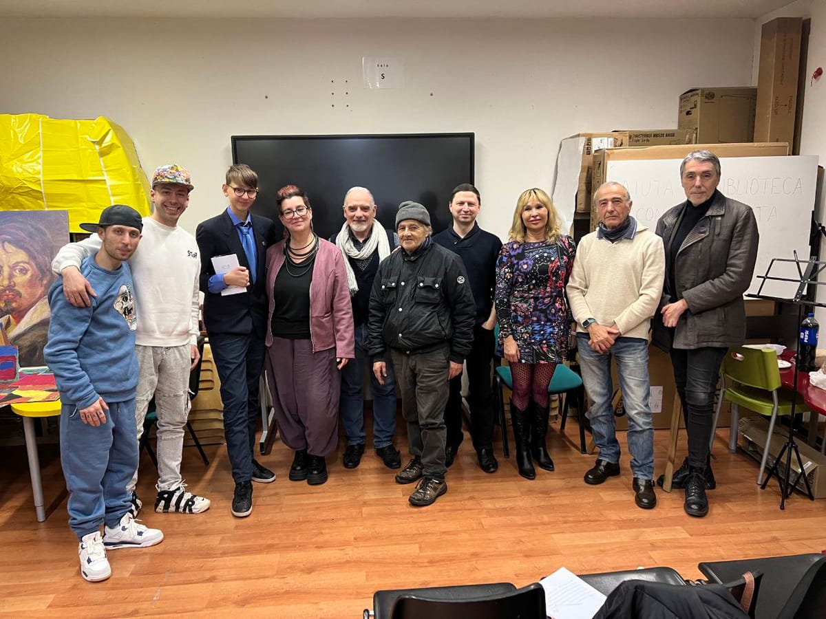 I Poeti del Cosmo celebrano due anni: poesia, arte e sperimentazione in biblioteca