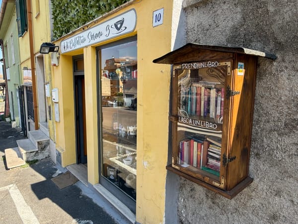 La Casetta Della Lettura Continua