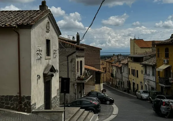 Comunità ortodossa Monterosi: “Non vogliamo creare divisioni, chiediamo solo un luogo dove pregare”