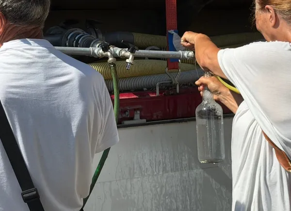 Tre giorni senz’acqua e troppe domande senza risposta