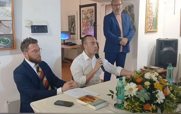 Filippelli dopo la presentazione di “Pandemonio”: «Dalla maggioranza nessuno presente»