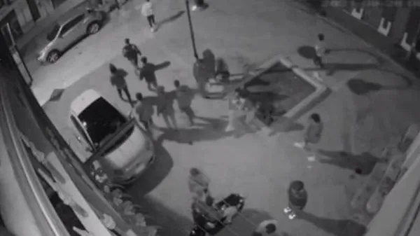 Cresce l’allarme baby gang: denunce per vandalismi e schiamazzi nonostante l’ordinanza del sindaco
