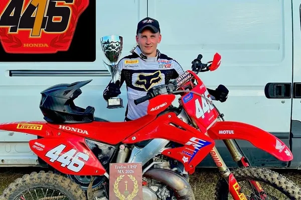 Alessandro De Angelis è campione italiano UISP di motocross: «Raggiungere i propri obiettivi non ha prezzo»