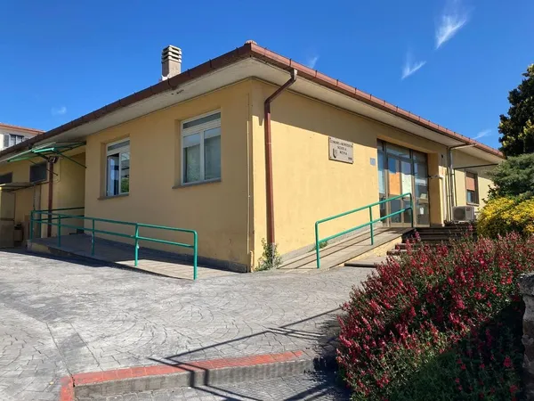 Disservizio idrico, scuole chiuse: il Comune annuncia la chiusura per oggi